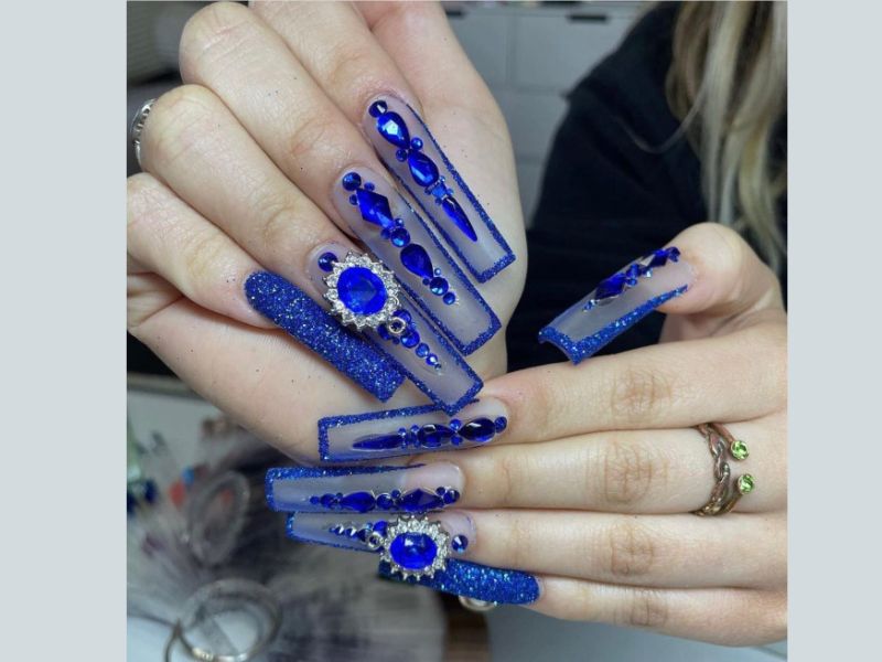 Elegant Nails For Blue Dress